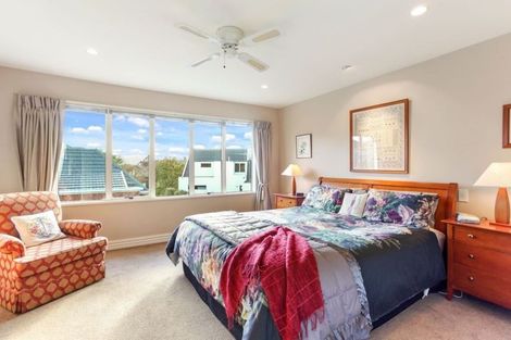 Photo of property in 24 Ilam Park Place, Ilam, Christchurch, 8041