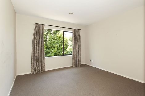 Photo of property in 13 Keating Rise, Northcross, Auckland, 0632