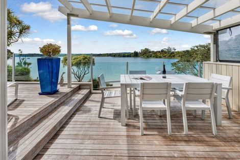 Photo of property in 47 Pohutukawa Avenue, Shelly Park, Auckland, 2014