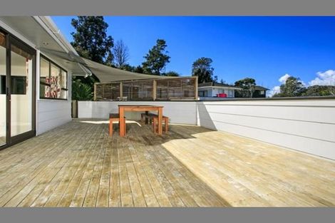 Photo of property in 33 Sequoia Place, Sunnynook, Auckland, 0620