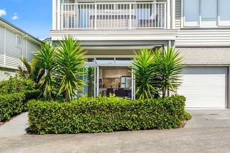 Photo of property in 16 Plantation Terrace, Orewa, 0931