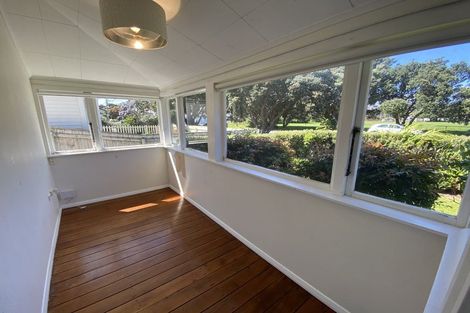 Photo of property in 37 Miro Street, Miramar, Wellington, 6022