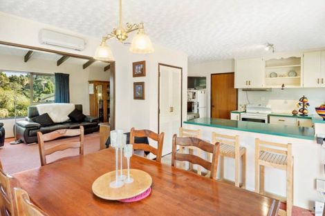 Photo of property in 44 Hiwihau Place, Glenfield, Auckland, 0629