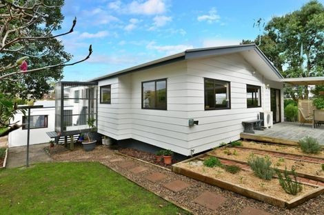 Photo of property in 12b Brandon Road, Manly, Whangaparaoa, 0930