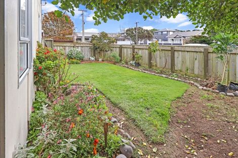 Photo of property in 10a Elizabeth Street, Moera, Lower Hutt, 5010