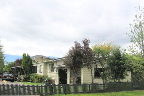 Photo of property in 56 Shepherd Road, Waipahihi, Taupo, 3330
