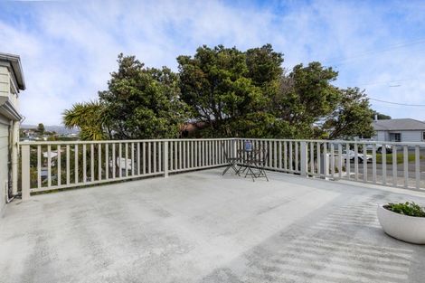 Photo of property in 38 Whanake Street, Titahi Bay, Porirua, 5022