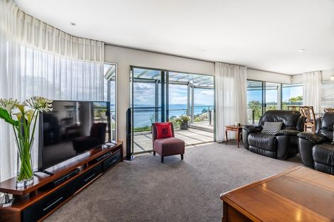 Photo of property in 40 Vipond Road, Stanmore Bay, Whangaparaoa, 0932