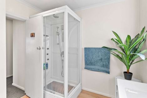 Photo of property in 37 Moffett Street, Islington, Christchurch, 8042