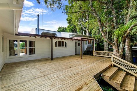 Photo of property in 130 Opanuku Road, Henderson Valley, Auckland, 0612