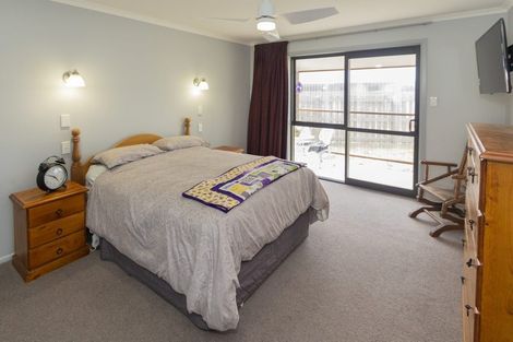 Photo of property in 70 Gordon Street, Kurow, 9435