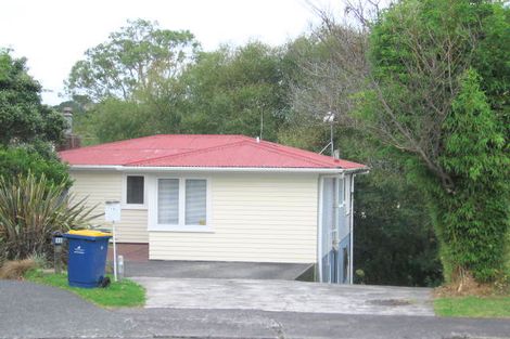 Photo of property in 12 Surat Place, Glen Eden, Auckland, 0602