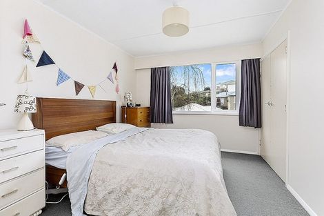 Photo of property in 61 Bell Street, Tawa, Wellington, 5028