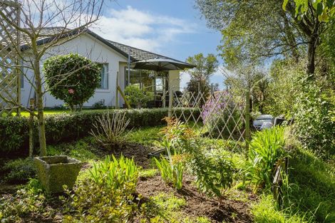 Photo of property in 33 Lakeridge Close, Rangatira Park, Taupo, 3330