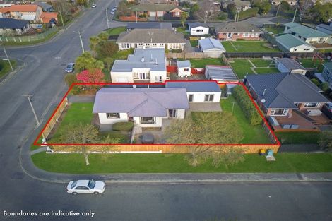 Photo of property in 33 Croziers Road, St Albans, Christchurch, 8052