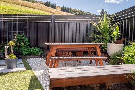 Photo of property in 28/6 George Bullen Lane, Arthurs Point, Queenstown, 9371