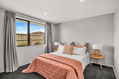 Photo of property in 32 Chris Drive, Rolleston, 7614