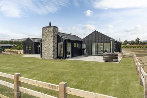 Photo of property in 75 Stone Drive, Cromwell, 9384