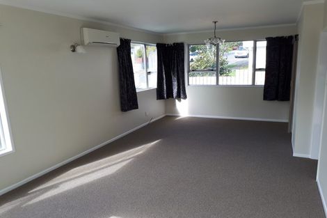 Photo of property in 2 Rajkot Terrace, Broadmeadows, Wellington, 6035