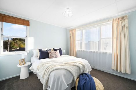 Photo of property in 2 Mabian Crescent, Deanwell, Hamilton, 3206