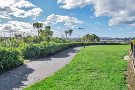 Photo of property in 13 Milano Boulevard, Karaka, Papakura, 2113