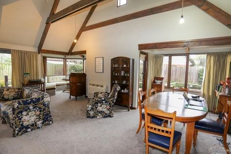 Photo of property in 11 Swithland Place, Avonhead, Christchurch, 8042