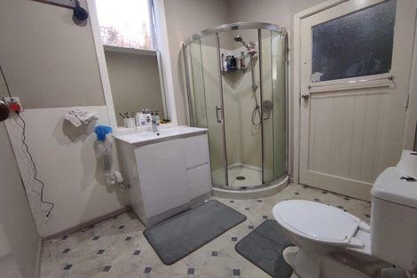 Photo of property in 69 Dundale Avenue, Blockhouse Bay, Auckland, 0600