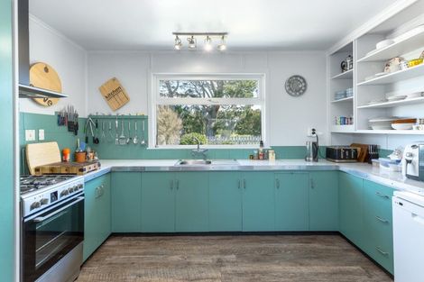Photo of property in 1827 State Highway 2, Kiriwhakapapa, Masterton, 5881