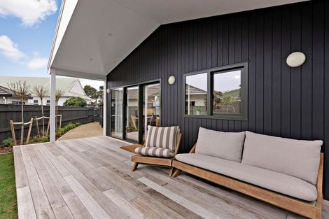 Photo of property in 6a Rudyard Crescent, Johnsonville, Wellington, 6037