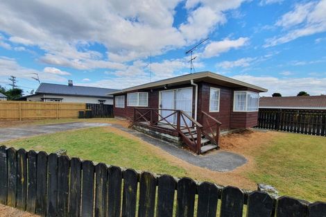 Photo of property in 1 Menary Street, Papakura, 2110