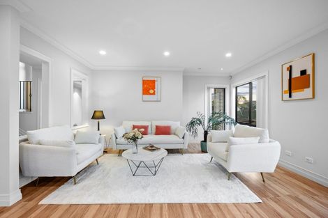 Photo of property in 5 Kingfisher Road, Silverdale, 0932