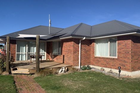 Photo of property in 16 Cross Street, Geraldine, 7930