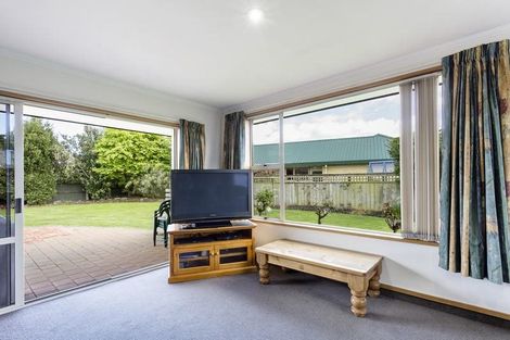Photo of property in 28 Silverstream Drive, Mosgiel, 9024