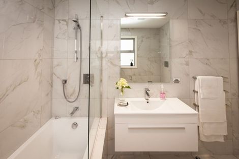 Photo of property in 98 Awa Road, Seatoun, Wellington, 6022