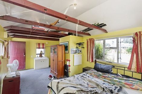 Photo of property in 63 Aorangi Road, Bryndwr, Christchurch, 8053