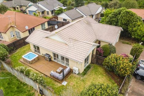 Photo of property in 8 Sheriff Place, Randwick Park, Auckland, 2105