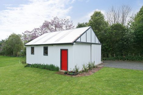 Photo of property in 33 Railway Terrace, Ohau, Levin, 5570