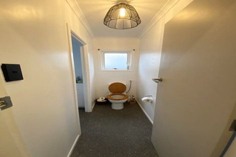 Photo of property in 9 Thames Street, Welbourn, New Plymouth, 4310