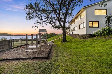 Photo of property in 38 Venus Place, Half Moon Bay, Auckland, 2012