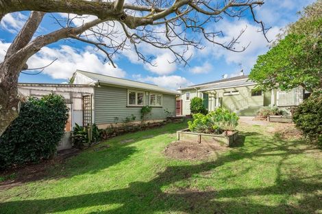 Photo of property in 53 Gray Avenue, Paraparaumu Beach, Paraparaumu, 5032