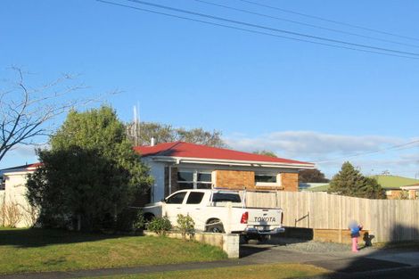 Photo of property in 4 Paulette Place, Queenwood, Hamilton, 3210