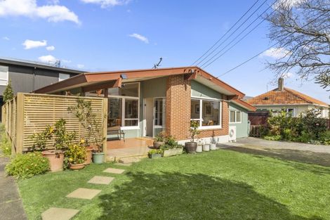 Photo of property in 1/24 Byron Avenue, Takapuna, Auckland, 0622