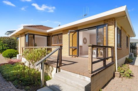 Photo of property in 6b Camellia Place, Greerton, Tauranga, 3112