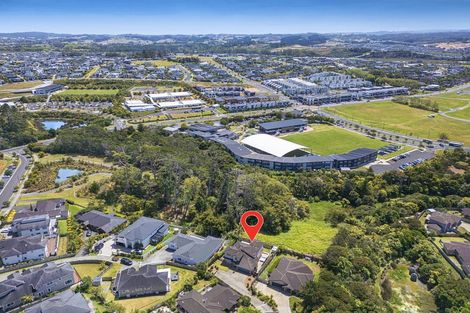 Photo of property in 7 Kingtide Place, Red Beach, 0932