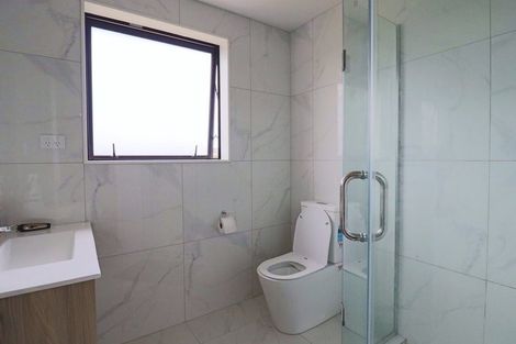 Photo of property in 127b Oreil Avenue, West Harbour, Auckland, 0618