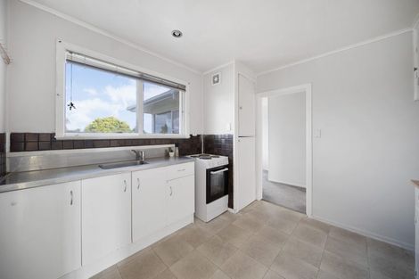 Photo of property in 12 Ronald Place, Manurewa, Auckland, 2102