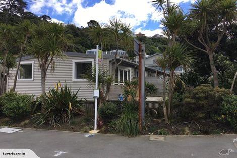 Photo of property in 1/231 Marine Parade, Seatoun, Wellington, 6022