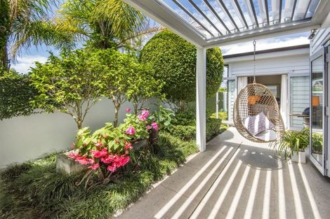 Photo of property in 22 Park Avenue, Takapuna, Auckland, 0622