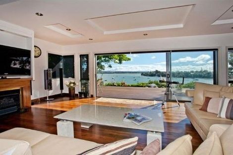 Photo of property in 14 Rahui Road, Greenhithe, Auckland, 0632