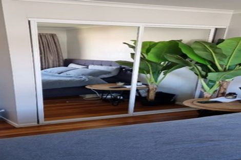 Photo of property in 2/83 Nile Road, Milford, Auckland, 0620